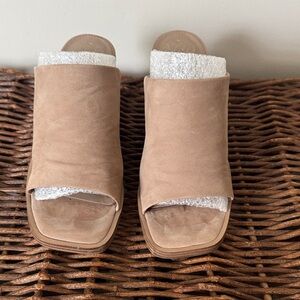 Vince Camuto Tan Women's Mules